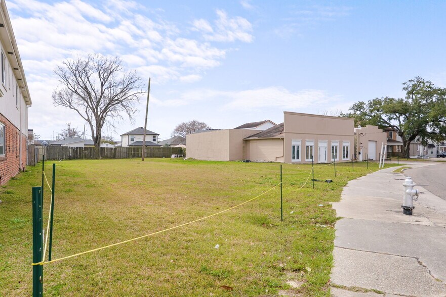 More Photos Of 3100 Metairie Rd, Metairie Land For Sale