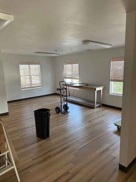 More Photos Of 1380 Triad Center Dr, Saint Peters Office For Lease