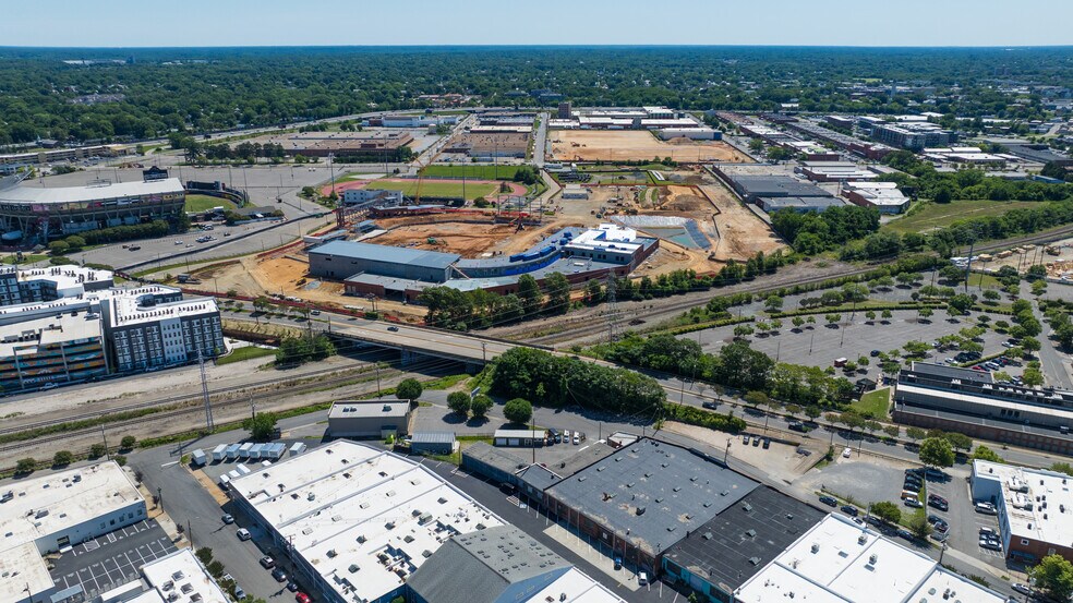 More Photos Of 1726 Altamont Ave, Richmond Warehouse For Lease