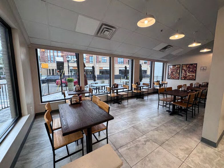 More Photos Of 175 Kinderkamack Rd, Emerson Fast Food For Lease