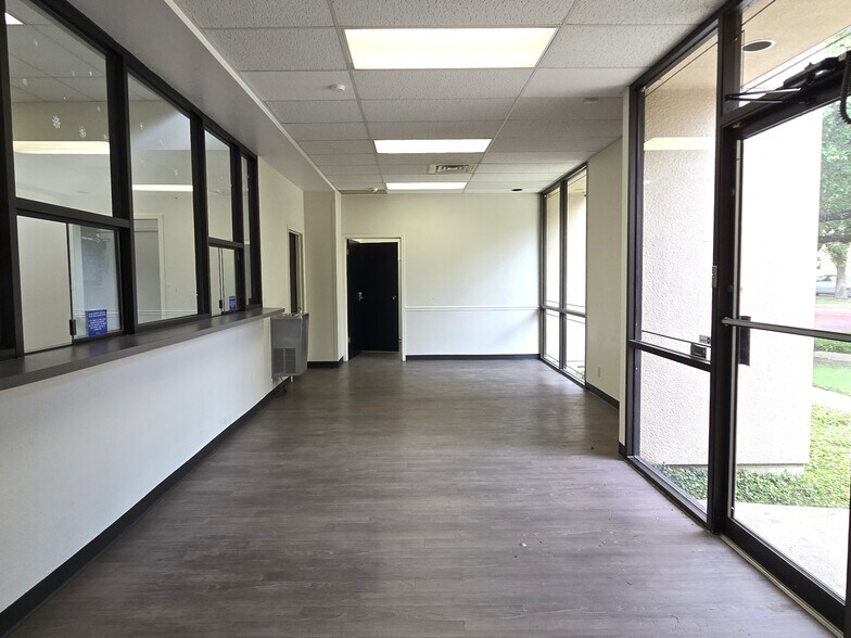 More Photos Of 4201 Camp Bowie Blvd, Fort Worth Medical For Lease