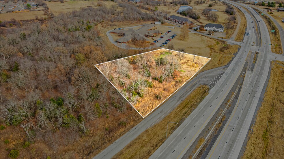 More Photos Of 1075 George Nigh Expy, Mcalester Land For Sale