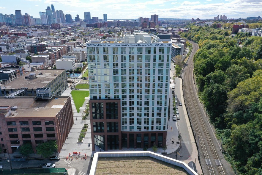 More Photos Of 770 Jackson St, Hoboken Apartments For Lease