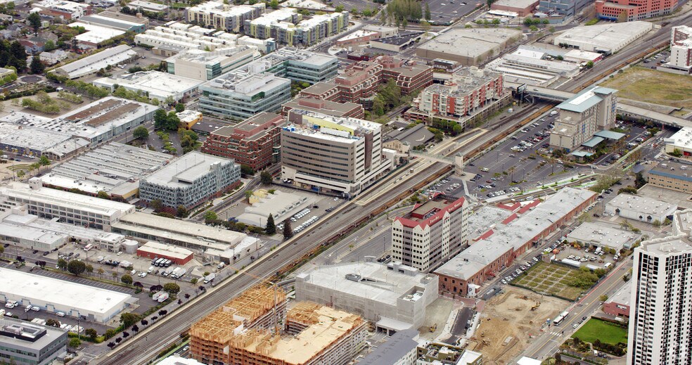 More Photos Of 5885 Hollis St, Emeryville Unknown For Lease