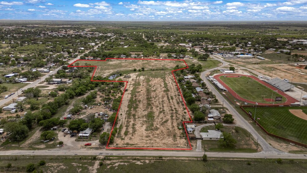 More Photos Of OOO County Rd, Devine Land For Sale