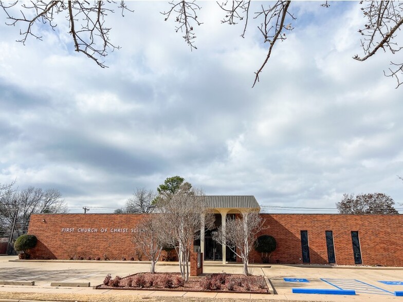 Primary Photo Of 2506 Shepherds Gln, Wichita Falls Storefront Retail Office For Lease