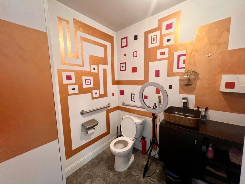 More Photos Of 1158 Bedford Ave, Brooklyn Storefront Retail Residential For Lease