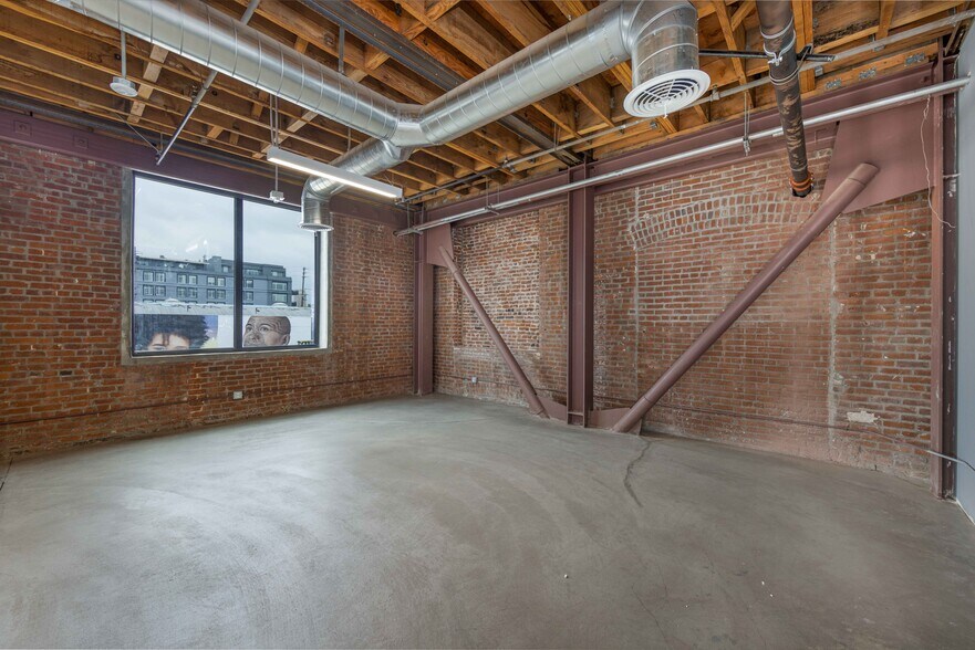 More Photos Of 440 Seaton St, Los Angeles Loft Creative Space For Sale