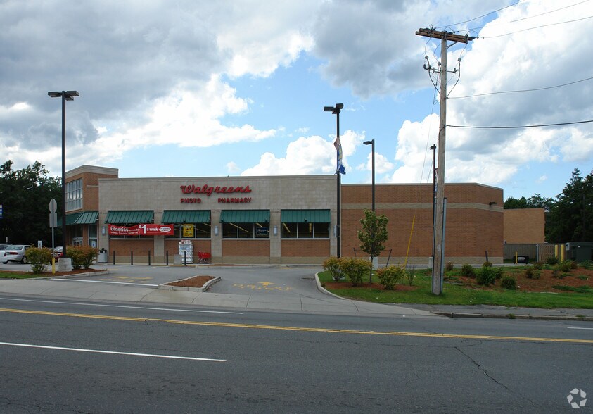 More Photos Of 472 Lincoln St, Worcester Drugstore For Lease