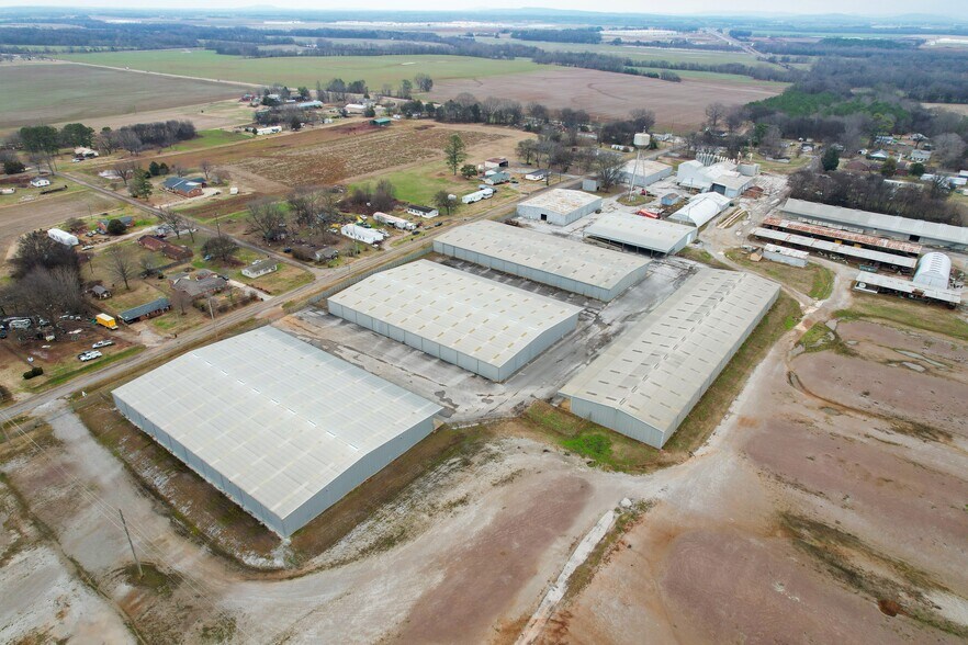 More Photos Of 24895 N Gin St, Belle Mina Unknown For Lease