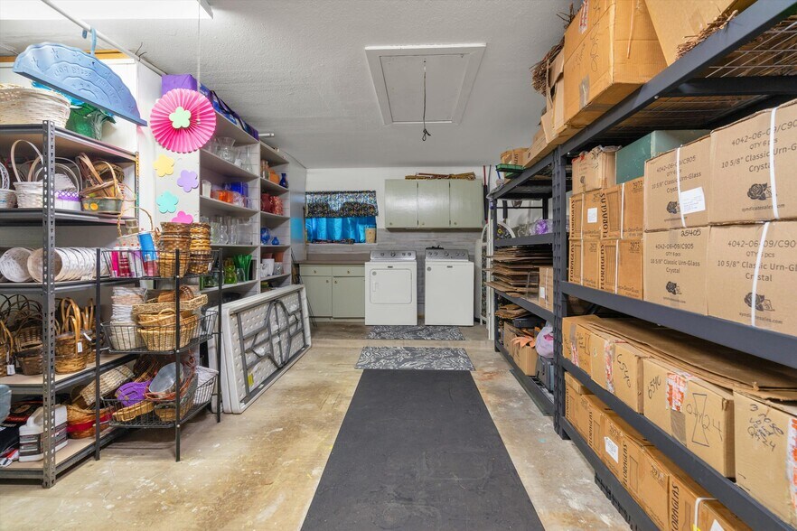 More Photos Of 5236 US-67 Hwy, Alvarado Freestanding For Sale