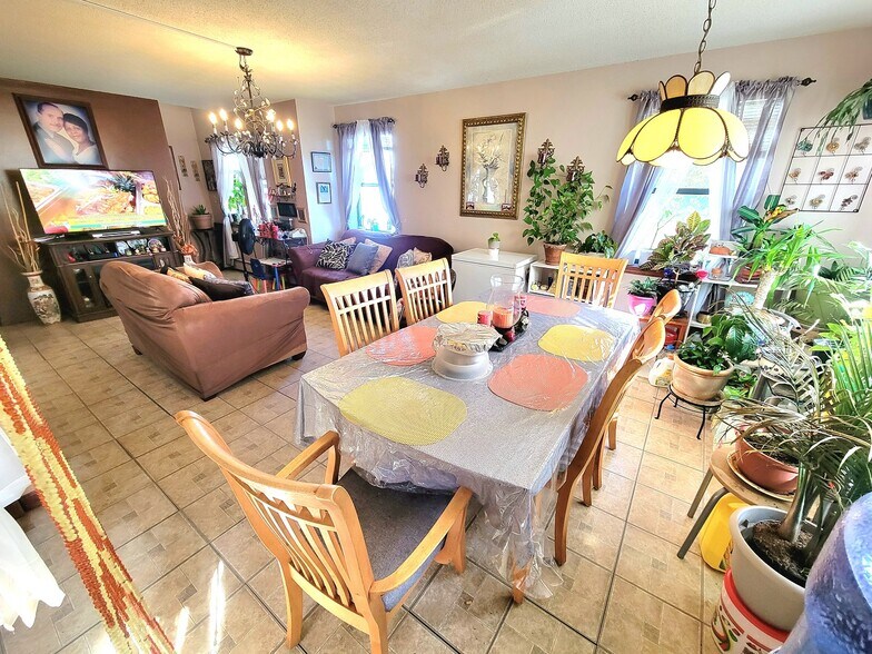 More Photos Of 270-276 Bellevue St, Hartford Apartments For Sale
