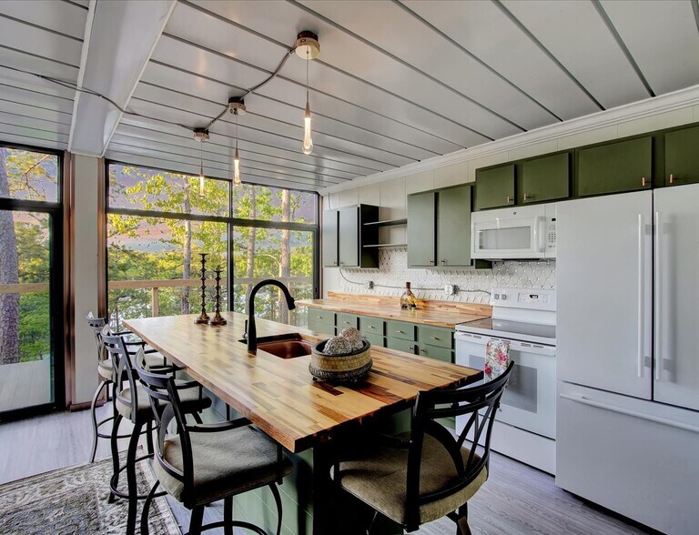 More Photos Of 124 Water Fall Ct, Hot Springs Apartments For Sale