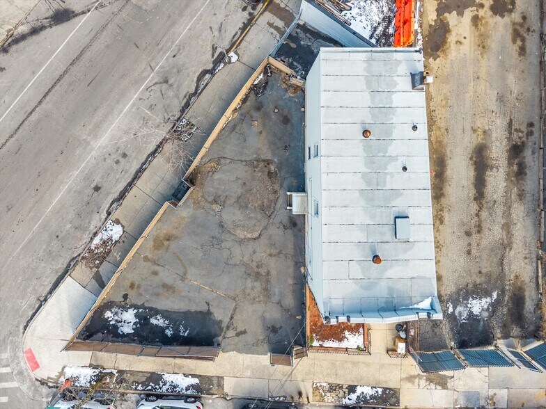 More Photos Of 57-59 Maspeth Ave, Maspeth Warehouse For Lease