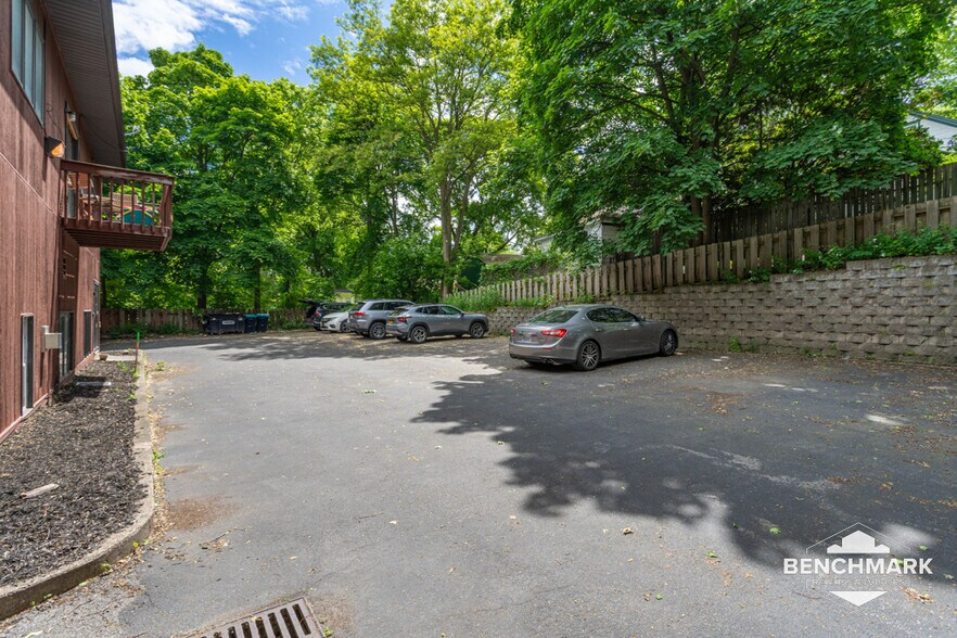 More Photos Of 241 Norris Dr, Rochester Apartments For Lease
