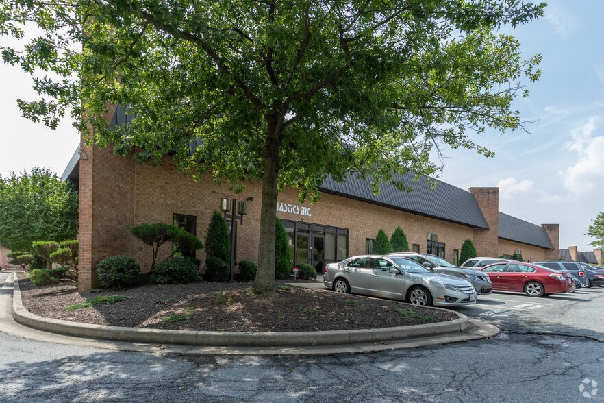 More Photos Of 9321 Philadelphia Rd, Rosedale Unknown For Lease