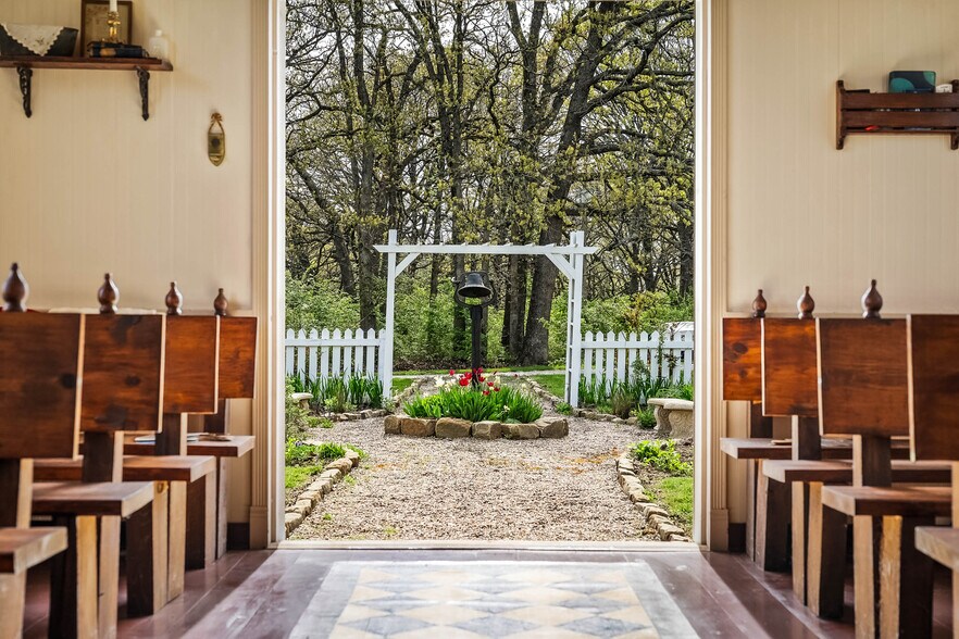 More Photos Of 129 Vaughan Rd, Eldon Lodge Meeting Hall For Sale