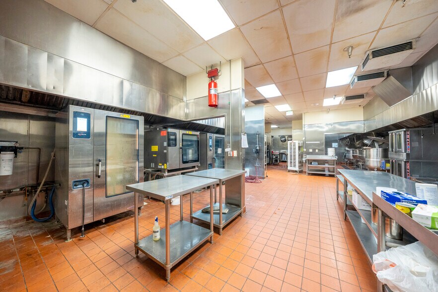 More Photos Of 429 S Palm Ave, Alhambra Food Processing For Sale