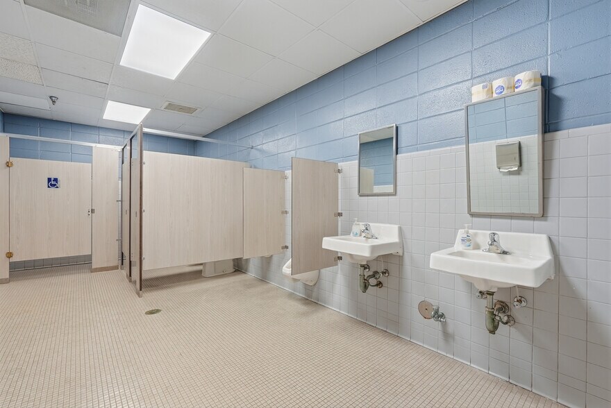 More Photos Of 11911 White Bluff Rd, Savannah Land For Sale