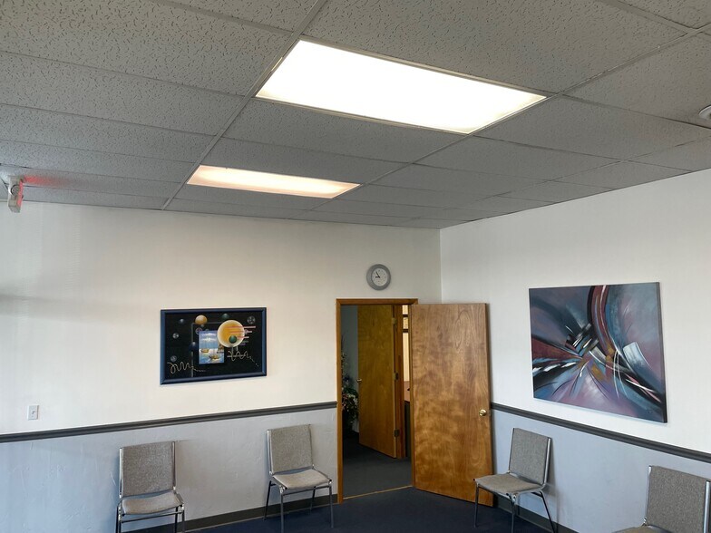 More Photos Of 1751 Lincoln Hwy, North Versailles Office For Lease