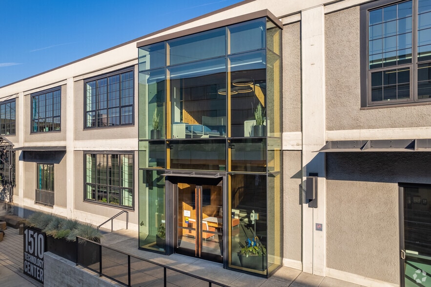 More Photos Of 1510 SE Water Ave, Portland Office For Lease