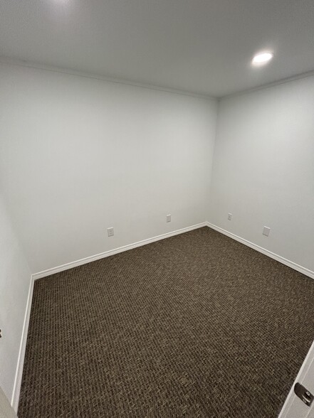 More Photos Of 5771 I 10 Industrial Pky N, Theodore Warehouse For Lease