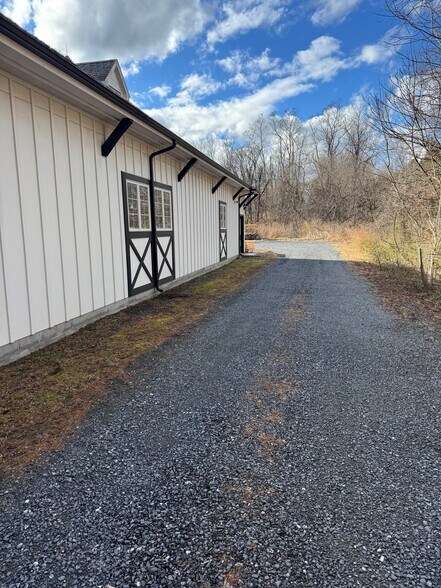 More Photos Of 12055 John Marshall Hwy, Markham Industrial For Sale