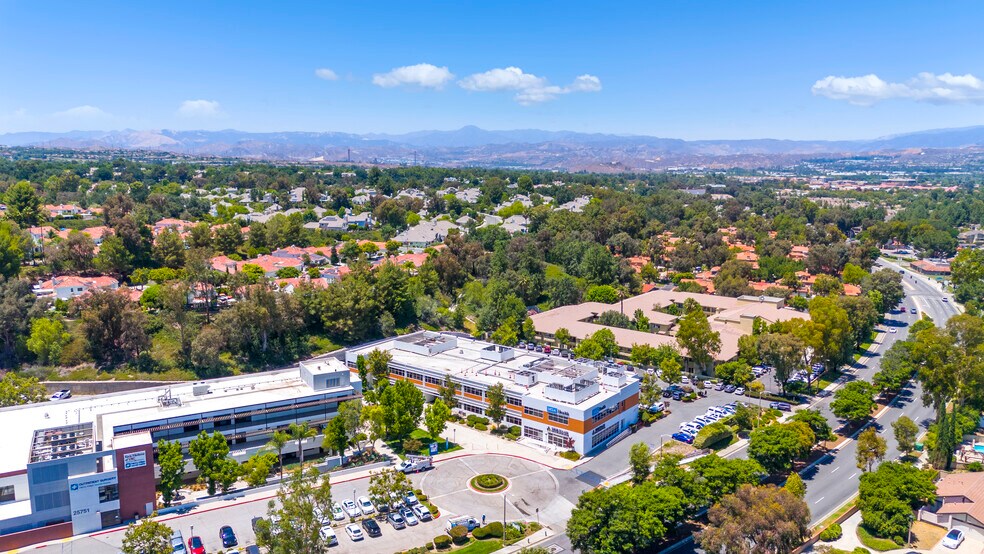 More Photos Of 25775 McBean Pky, Valencia Medical For Lease