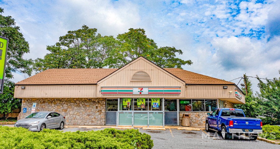 More Photos Of 2701 Lancaster Ave, Wilmington Freestanding For Lease