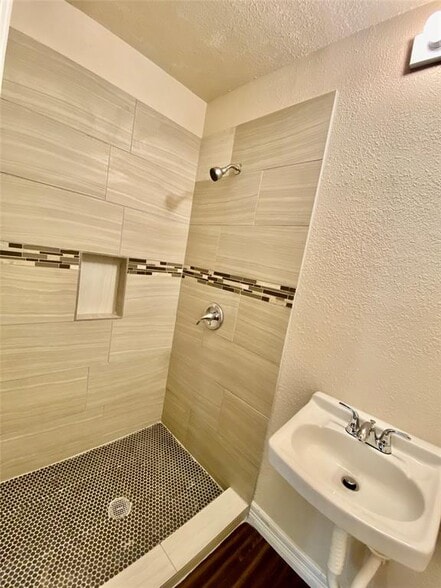 More Photos Of 6718 Sjolander Rd, Baytown Land For Sale