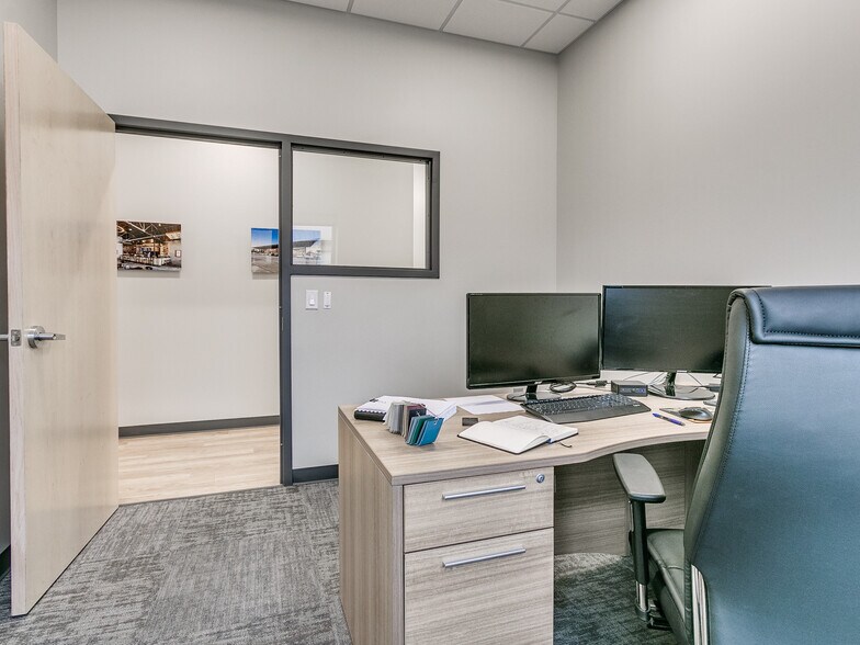 More Photos Of 8890 S Sunnylane Rd, Oklahoma City Flex For Sale