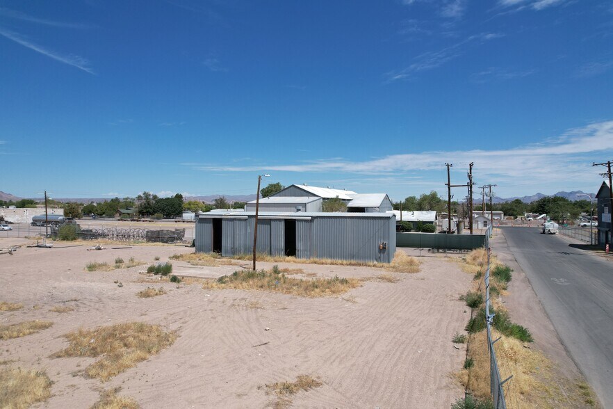 More Photos Of 375 Compress, Las Cruces Warehouse For Sale