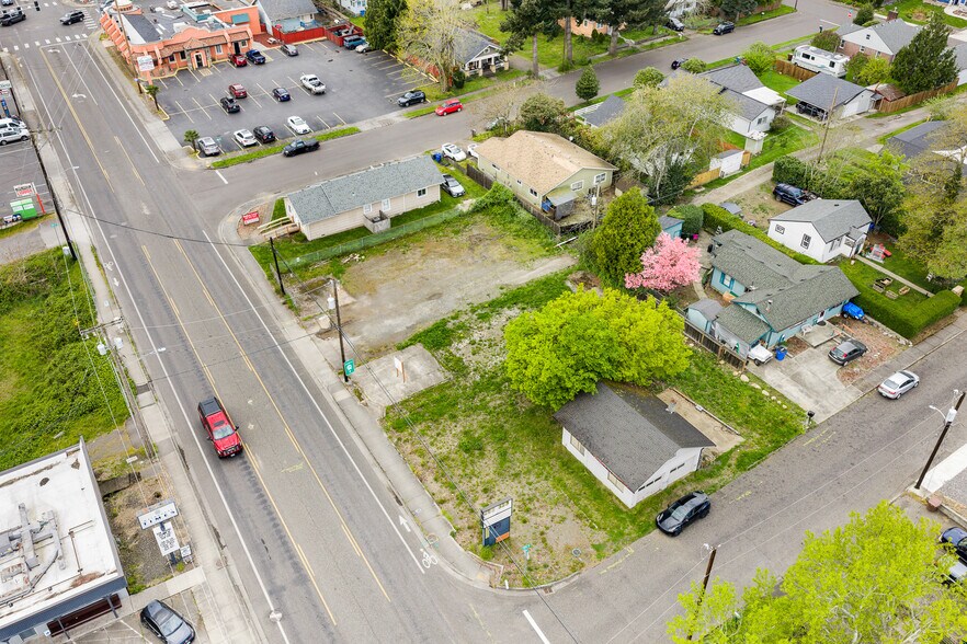 More Photos Of 1823 E St, Washougal Warehouse For Sale