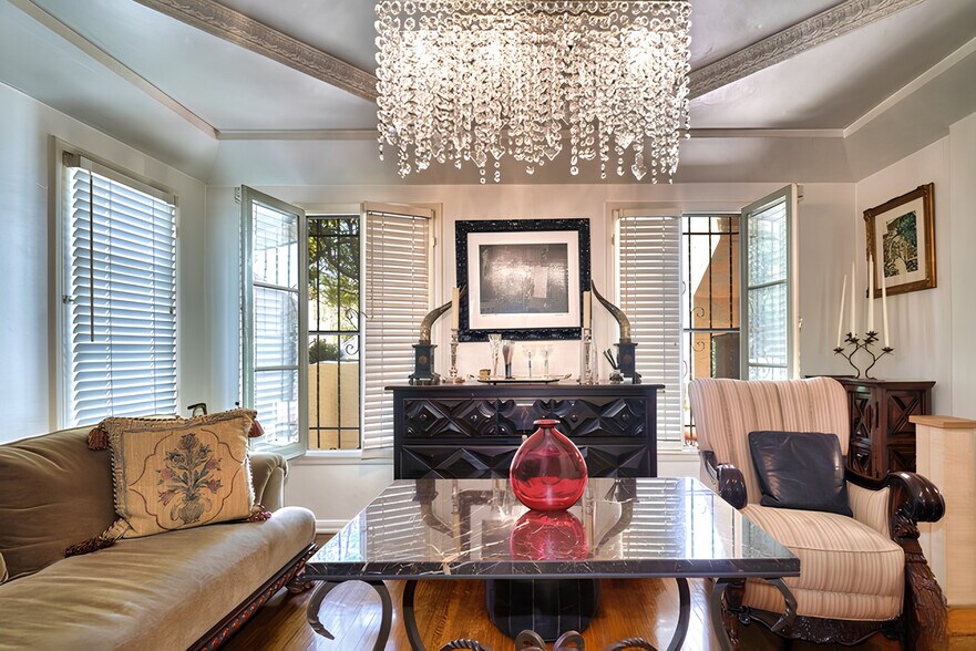 More Photos Of 150 N La Peer Dr, Beverly Hills Apartments For Sale