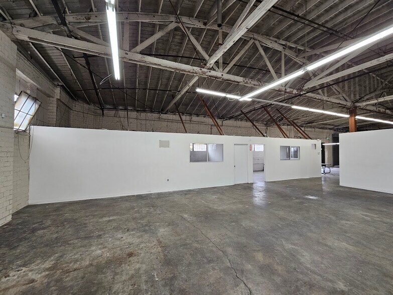 More Photos Of 3053 E 11th St, Los Angeles Industrial For Lease