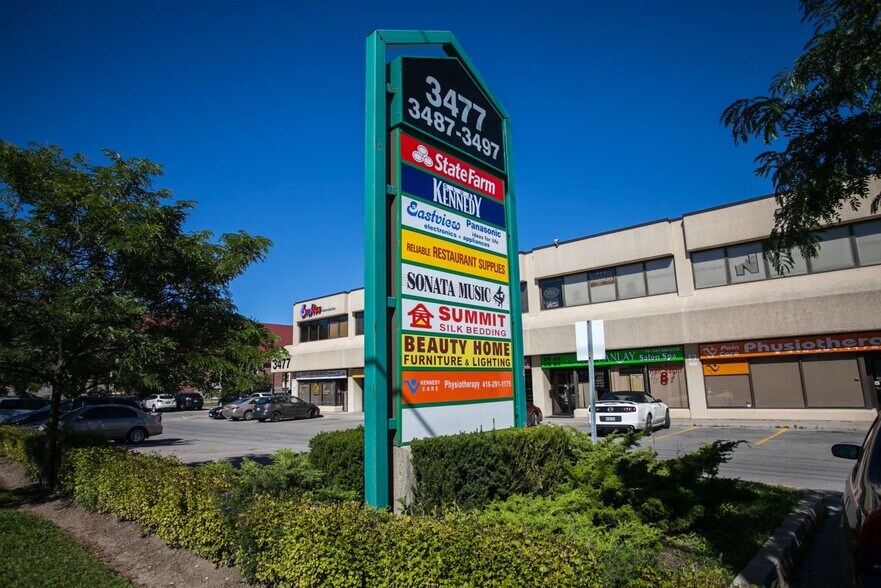 More Photos Of 3477 Kennedy Rd, Toronto Showroom For Lease
