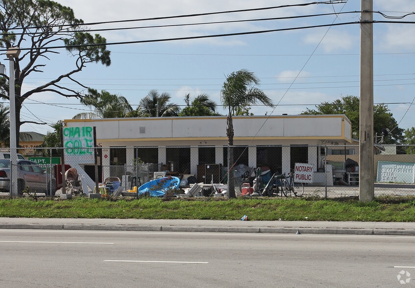 More Photos Of 4556 10th Ave N, Lake Worth Auto Dealership For Lease
