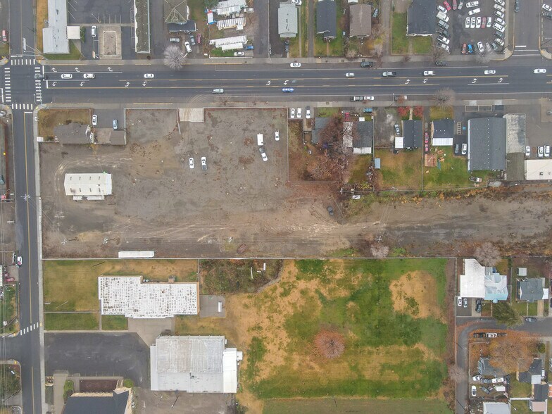 Primary Photo Of 525 E Wine Country Rd, Grandview Land For Sale