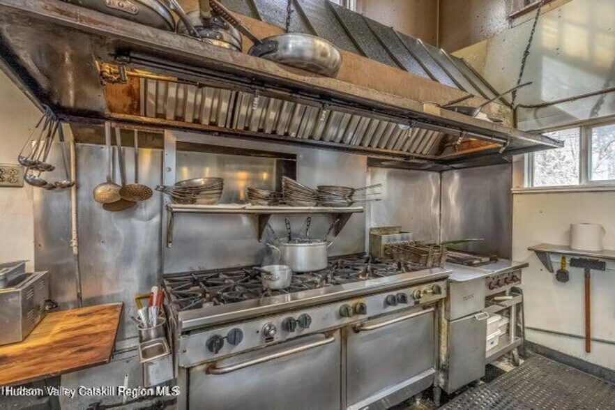 More Photos Of 155 Main St, High Falls Restaurant For Sale
