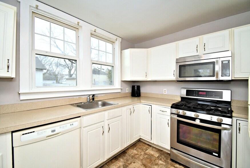 More Photos Of 101 E Main St, Lansdale Apartments For Sale