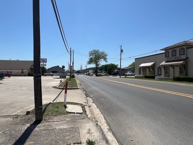 More Photos Of 907 S Main St, Copperas Cove Office For Sale