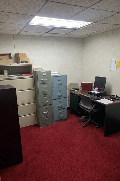 More Photos Of 1818 NW 3rd St, Oklahoma City Manufacturing For Sale