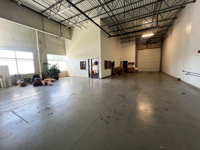 More Photos Of 1292 Humbracht Cir, Bartlett Warehouse For Sale