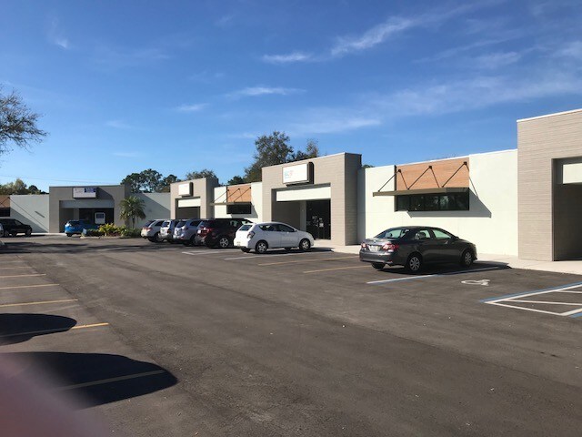 Primary Photo Of 2902 W 59th St, Bradenton Medical For Lease