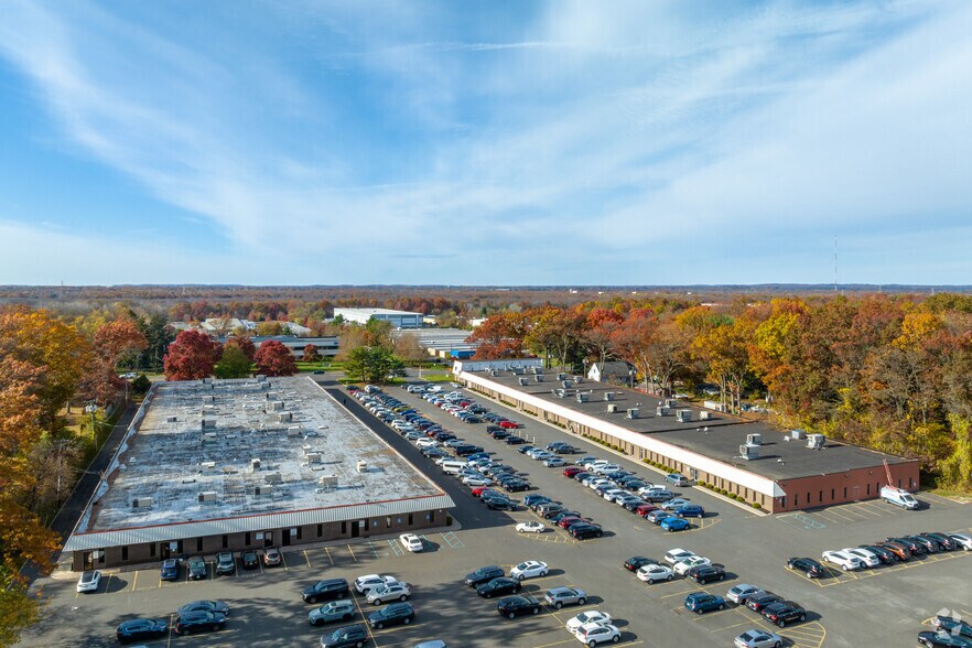 More Photos Of 3525 Quakerbridge Rd, Hamilton Medical For Lease