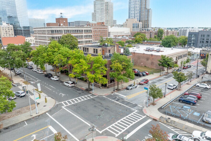 More Photos Of 99 Court St, White Plains Office For Lease
