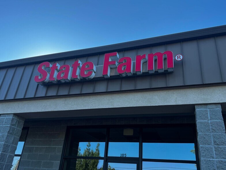 More Photos Of 8336 Highway 62 Hwy, White City Storefront Retail Office For Lease