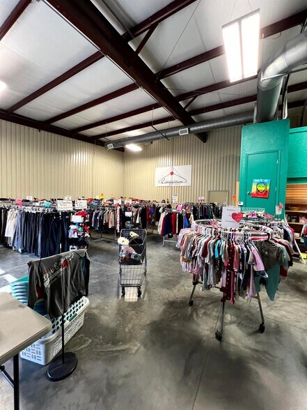 More Photos Of 418 Eastline Rd, Searcy Light Distribution For Sale
