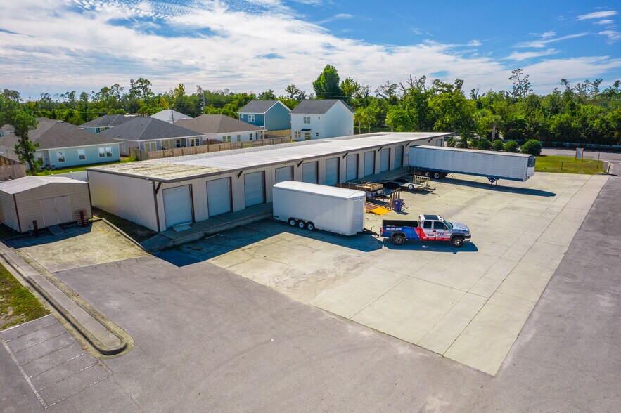 More Photos Of 3006 Lisenby Ave, Panama City Warehouse For Lease