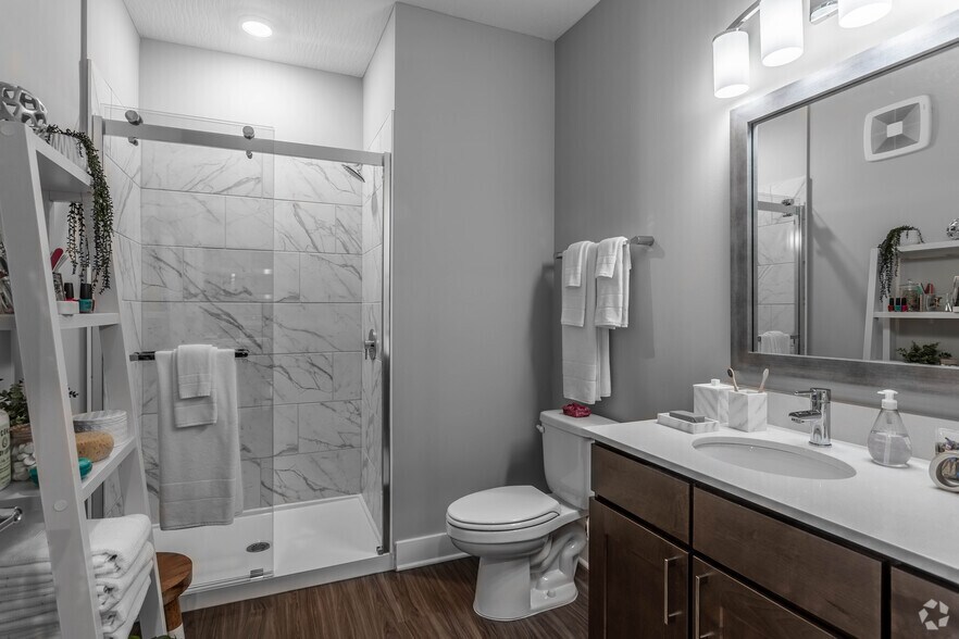 More Photos Of 120 E 5th Ave, Columbus Apartments For Lease